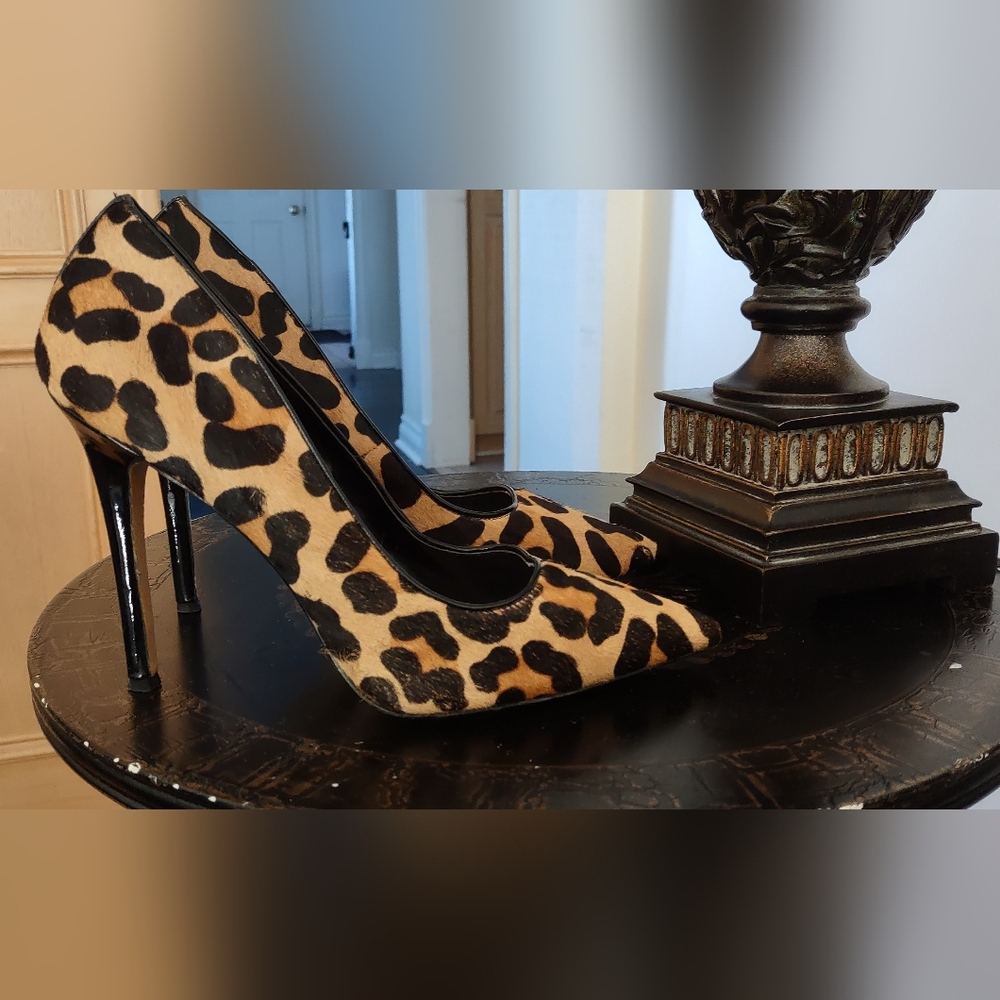 Shoes - Picture 2 of 2